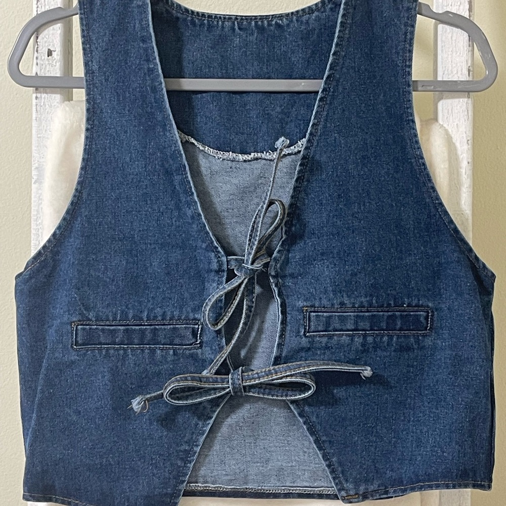 Amazon Women's Blue Denim Vest